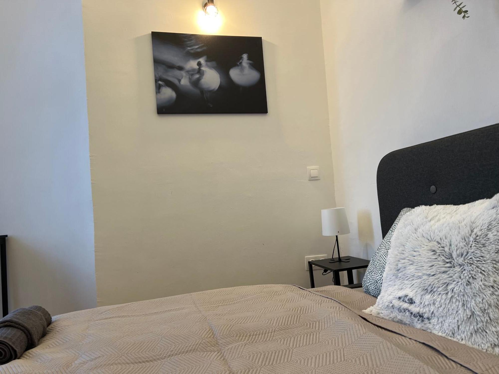 F14 Guesthouse บูดาเปสต์ ภายนอก รูปภาพ